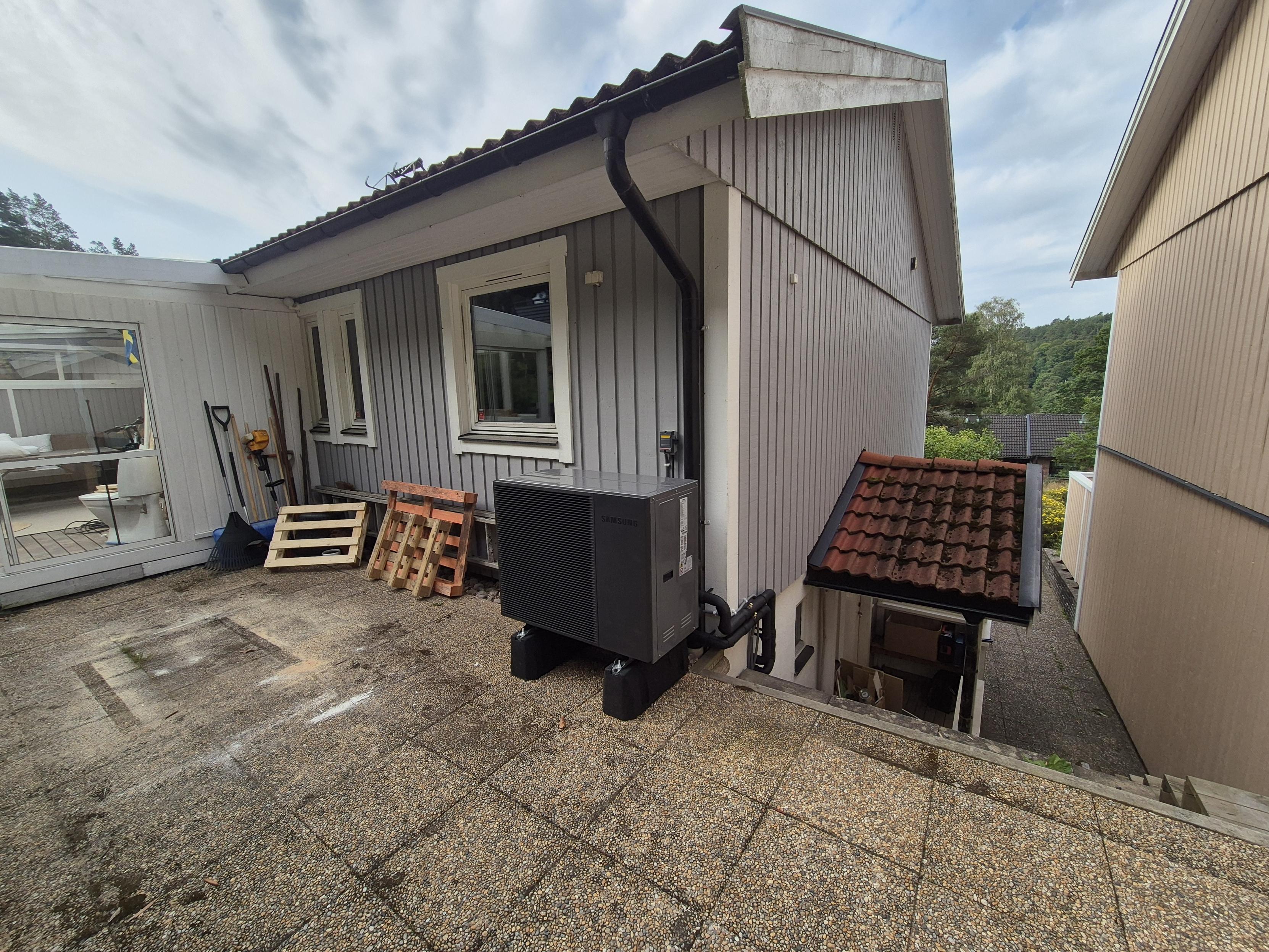 Installation av Samsung luft/vatten-värmepump R290, 8 kW AI Home i Partille