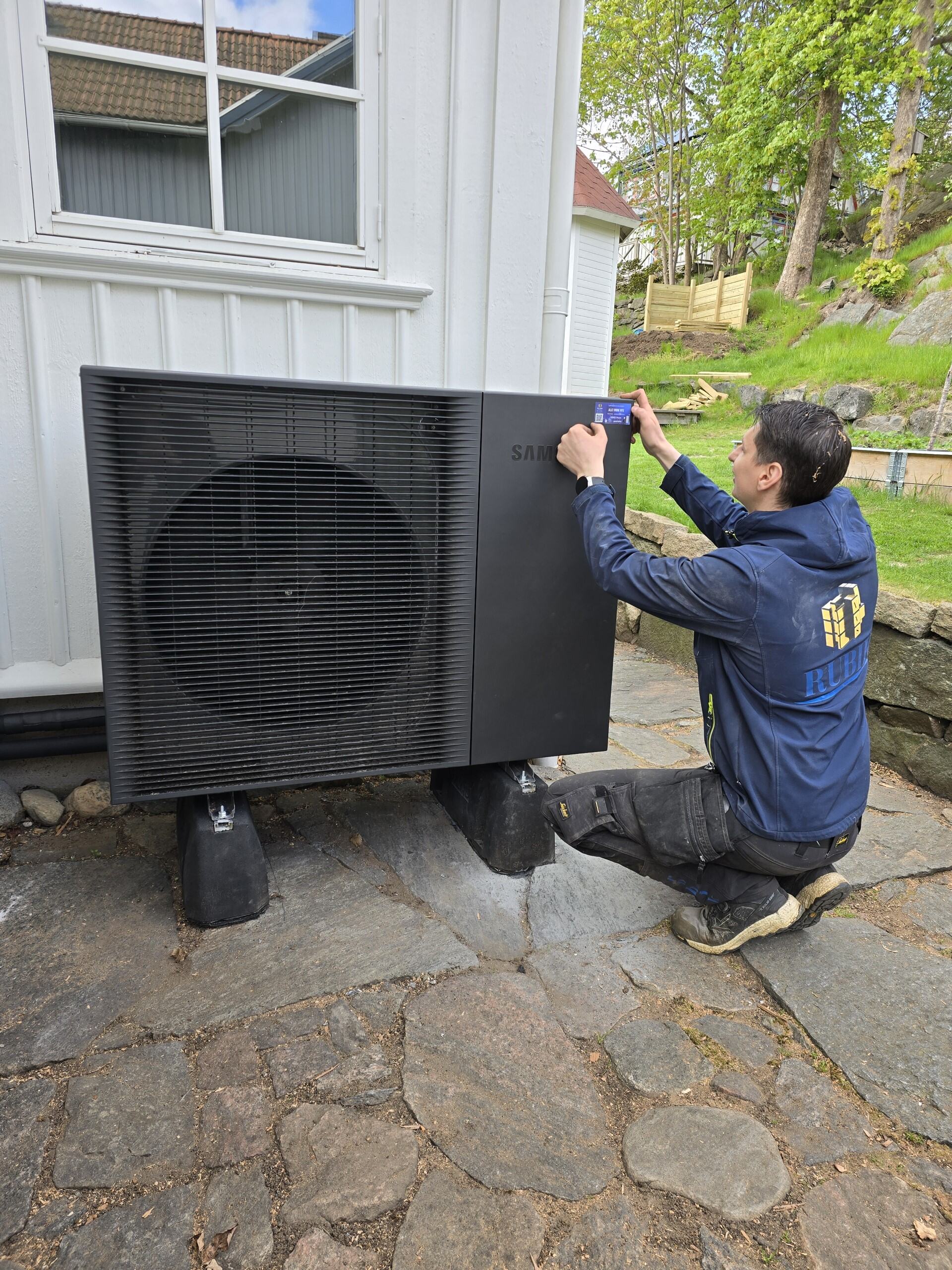 Installation av Samsung luft/vatten-värmepump R290,